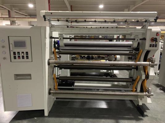 Dreimotorige Dünnschicht-Papier-Roll-Schneider Aluminiumfolie-Rewinder-Schneidmaschine 1300mm