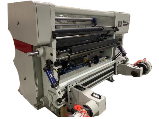 28KW Hochgeschwindigkeitsschneidemaschine Offline Kunststofffilmschneidemaschine 1200mm 3PH