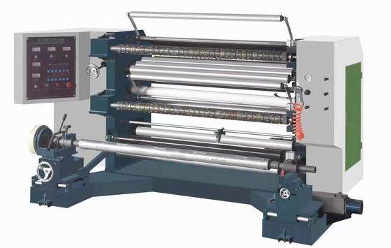 Handgesteuerte vertikale Schneidmaschine Papierrollenschneider 0 - 200m/Min 1300mm