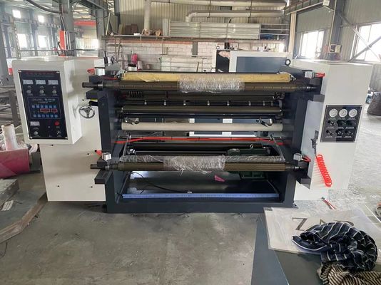 1300 Automatische breite vertikale Schneidmaschine Papierschneidemaschine und -rückwickelmaschine für Filmbeschichtung