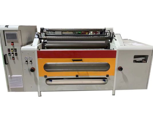 Vollautomatische Hochgeschwindigkeitsschneidmaschine Hochpräzisionsrückenlehne-Längsschneidmaschine
