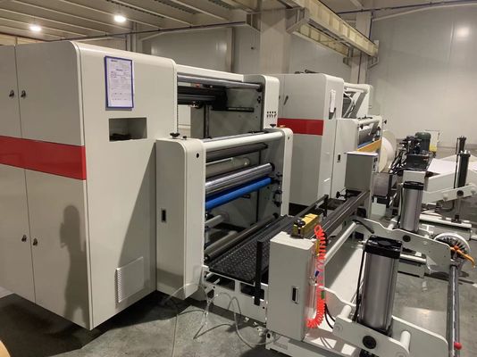 Vollautomatische Kraftpapiermaschine für Hochgeschwindigkeitsarbeit, Kupferpapier, überzogenes Papier, Druckpapierrückwicklung und -schneidemaschine